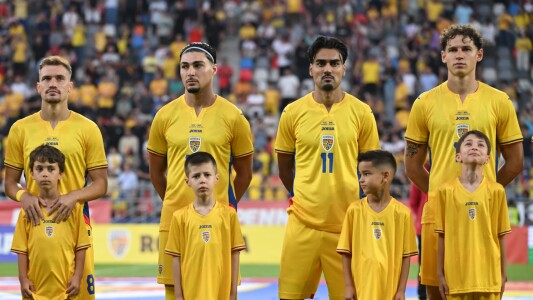 Încă un român din naționala lui Gică Hagi se transferă în Anglia! „Suntem ...