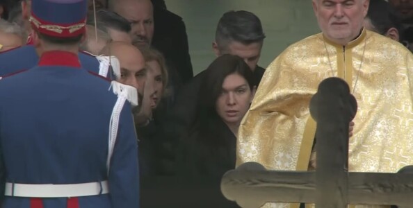 LIVE /  Sicriul lui Mircea Lucescu a ajuns la Arena Naţională! Ce a ...