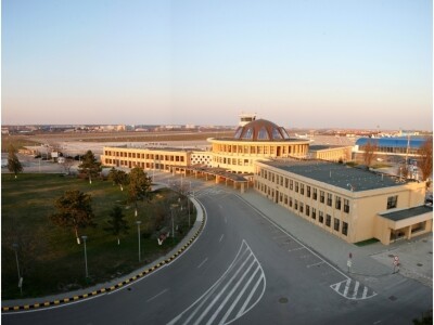 Noul terminal de la Băneasa, blocat în licitații. Vecinii din cartierele de ...