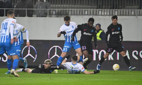 Mamadou Thiam nu este în lot pentru Universitatea Craiova – FCSB. Ce s-a ...