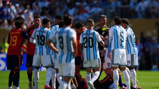 Milioane de români n-au văzut la TV așa ceva! Puțini știu că Argentina a ...