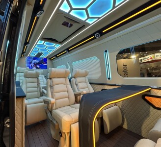 Microbuze de 28,8 milioane de euro pentru IGSU: cine a câștigat licitația ...