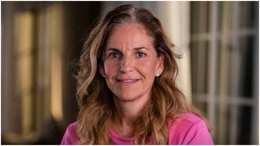 Marea campioană a ajuns la sapă de lemn, după ce a pierdut averea de 36 de ...