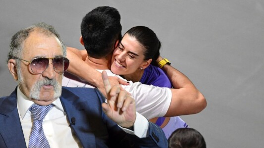 Reacția Soranei Cîrstea după ce l-a văzut pe Ion Țiriac la Roland Garros! ...