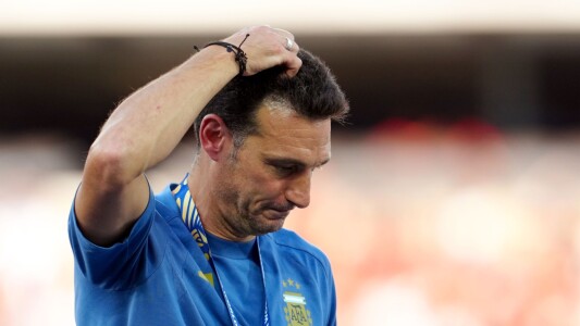 Lionel Scaloni, OUT de pe banca tehnică a Argentinei? A plecat în lacrimi ...