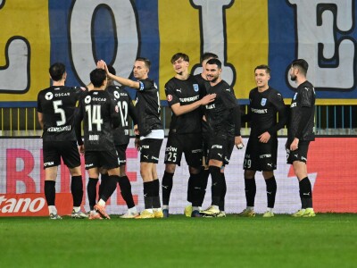 Apți pentru AEK! Doi titulari ai Universității Craiova au revenit pentru ...