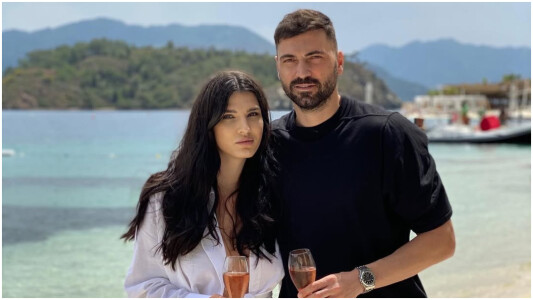 Adrian Ropotan, moment special față de partenera sa de viață. Sunt împreună ...