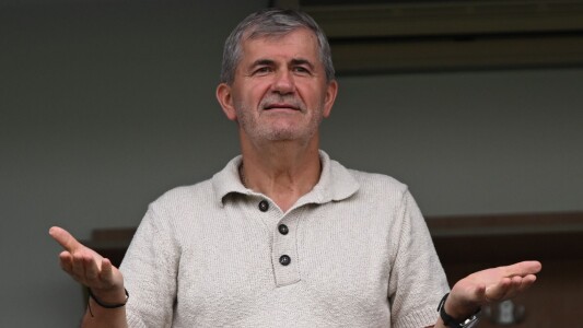 Câți bani a pierdut Valeriu Iftime în fotbal. Orașul Botoșani, locul 2 după ...