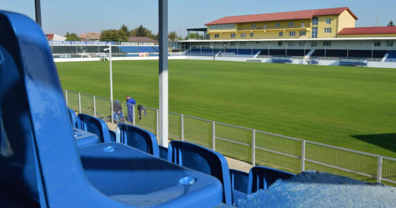 Cât a putut să coste un bilet la peluză pentru un meci din SuperLiga: „Zici ...