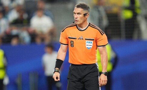 „Ungurul Istvan Kovacs din Transilvania, premiat de FIFA!”. Mesajul ...