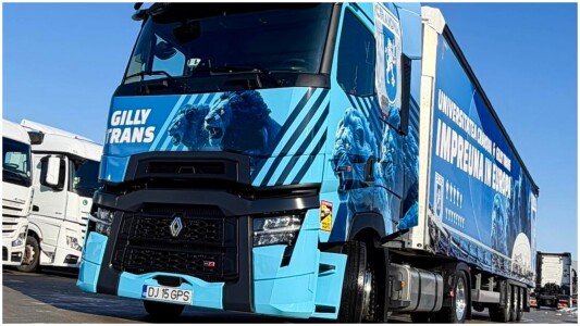 Pe patru roți pentru Știința! Imagini spectaculoase ale camionului decorat ...