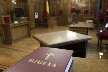 Proiect exploziv în Parlament. Judecătorii, trași la răspundere pe banii ...