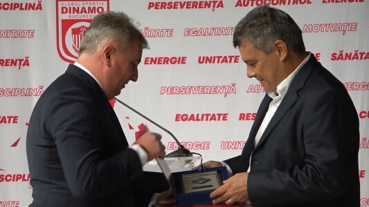 Xavi Pascual, cea mai mare lovitură dată de Dinamo în handbalul românesc în ...