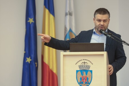 Cât câștigă șoferul, paznicul sau bufetierul de la Primăria Capitalei. Cine ...