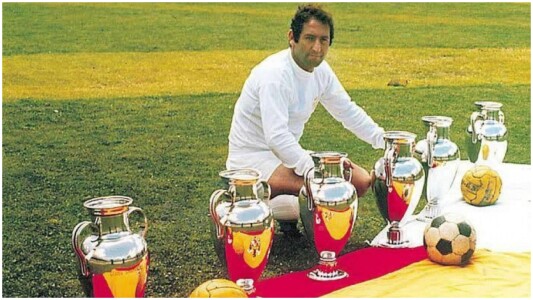 Top 5 fotbaliști cu cele mai multe trofee Champions League / CCE câștigate. ...