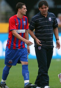 Divergențe între simbolurile Stelei! Marius Lăcătuș l-a auzit pe Mirel ...