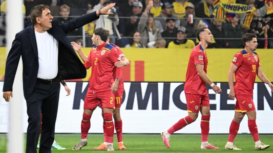 Fotbalistul român cu 300 meciuri în Italia care nu este deloc pe placul lui ...