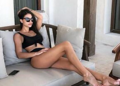 Soția lui Adrian Mutu intră în televiziune » Va fi noua prezentatoare a ...
