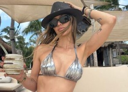 Jucătoarea de tenis care a pozat în Playboy divorțează după 16 ani: ...