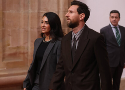 Cum au apărut Lionel Messi și soția Antonela la întâlnirea cu Prințesa ...