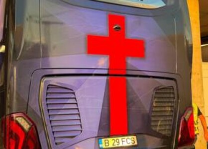 Crucea mutată pe spate! » Cum arată noul autocar al lui FCSB, după ...