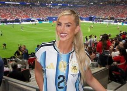 Gest uriaș: iubita finalistului argentinian a prezentat cadourile primite ...