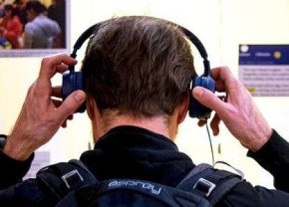 Studiu înfiorător: TOATE căștile audio „pot cauza cancer, probleme de ...