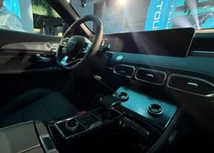 Un nou brand auto a intrat în România: SUV cu 7 locuri, la un preț ...