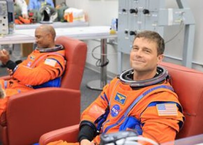 Cum s-au antrenat astronauții din misiunea Artemis II spre Lună: ce este ...