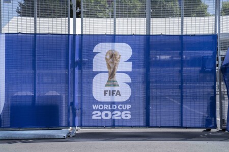 Vezi meciurile de pregătire pentru Campionatul Mondial pe PrimaPlay.ro