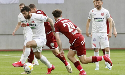 Vezi Hermannstadt - Rapid pe PrimaPlay.ro