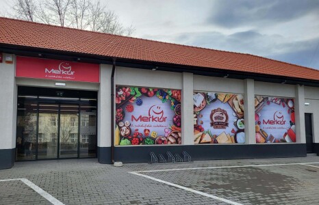 Rețea de magazine din România, vândută