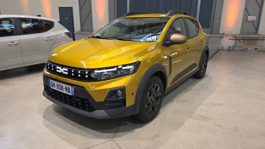FOTO Dacia aduce cel mai puternic Sandero, hibridul cu care va ataca Toyota Yaris și MG3