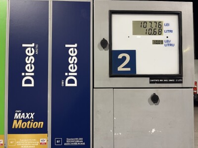 ULTIMA ORĂ FOTO Motorina a doborât pragul psihologic de preț pe litru
