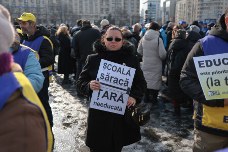 EXCLUSIV LISTA Noi salarii în învățământ - un profesor din preuniversitar cu 25 de ani vechime și grad didactic I va putea ajunge la 10.164 de lei, iar un un preot gradul I la 6.920 lei