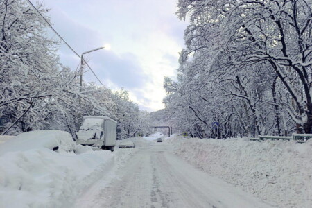 Revin zăpezile de altădată: cum treci cu bine printr-o iarnă dificilă