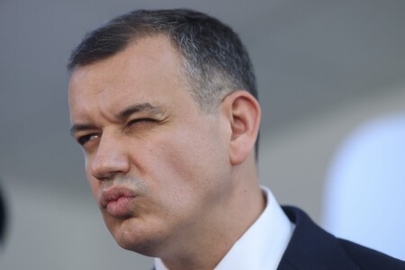Doi miniștri de pe lista lui Tomac, foști consilieri ai lui Grindeanu. Cine ...