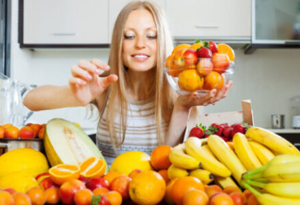 Cele trei fructe pe care un expert în longevitate recomandă să le consumăm ...