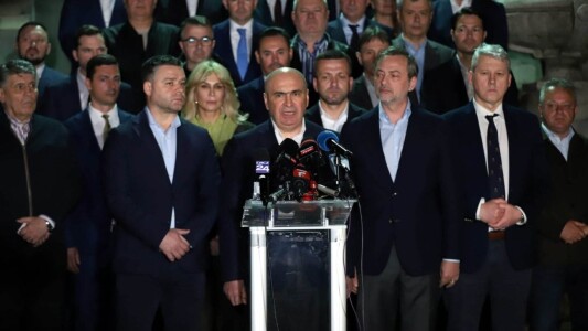 Ilie Bolojan a anunțat că nu demisionează, chiar dacă a pierdut sprijinul ...