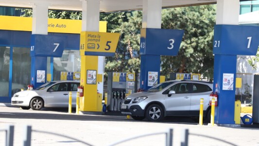 Cât costă un litru de benzină și motorină, miercuri, 14 octombrie 2026, în ...