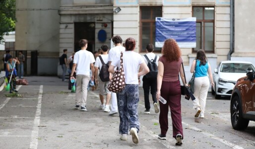 Elevii care nu ajung la probele la matematică și istorie de la Bac 2026 la ...