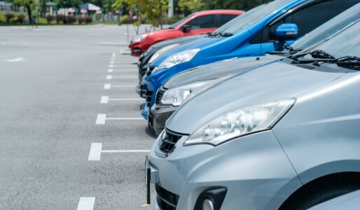 Taxă anuală nouă în Sectorul 4 din București: 593 de lei pentru a parca pe ...