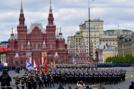 Marea Paradă a Victoriei din Rusia a devenit mini-paradă. Spectacolul de ...