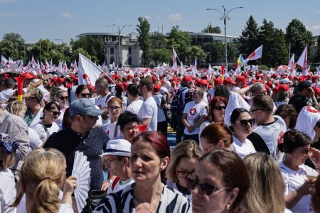 Valoarea de referință pentru salariile bugetarilor scade la 4.000 de lei. ...