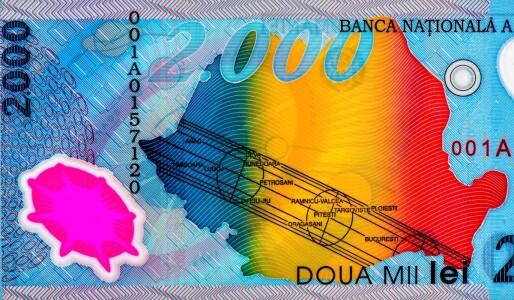 Cât costă o bancnotă de 2.000 de lei cu eclipsa de Soare din 1999: seria ...