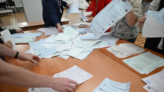 Vladimir Putin este acuzat că a fraudat masiv alegerile: „Cel mai murdar ...