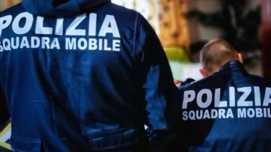 Un român a clonat cardurile de carburant ale polițiștilor italieni, a ...