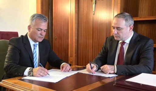 Adrian Veștea a depus la Parlament lista cu membrii guvernului. Nume ...