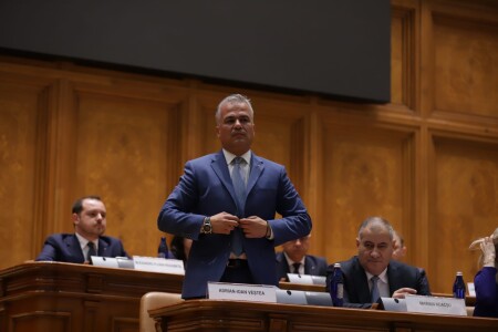Ce urmează după respingerea Guvernului Veștea în Parlament. Procedura ...