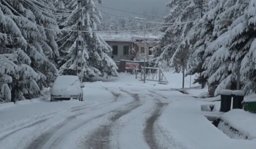 Blocați în autobuz de zăpadă primăvara, navetiștii din Harghita au fost ...